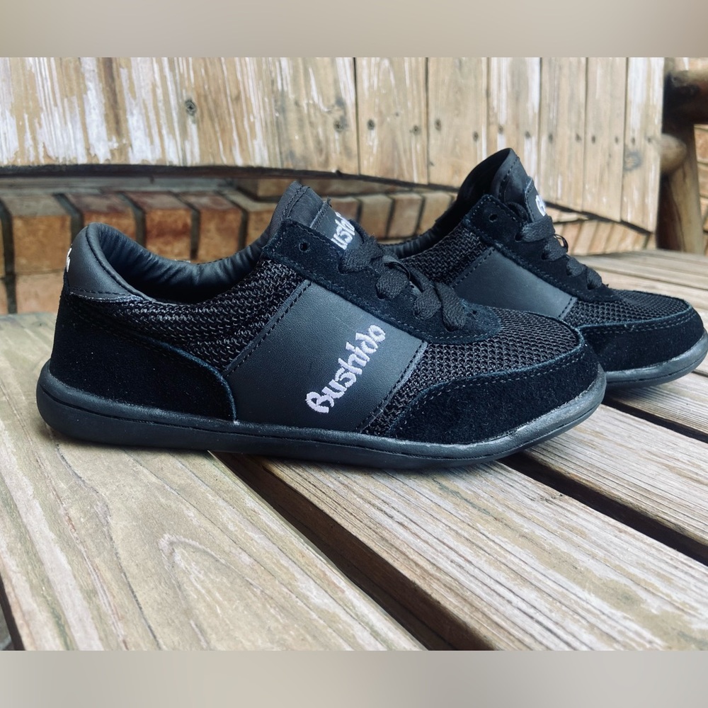 Bushido Martial Arts Shoe/ Size 2